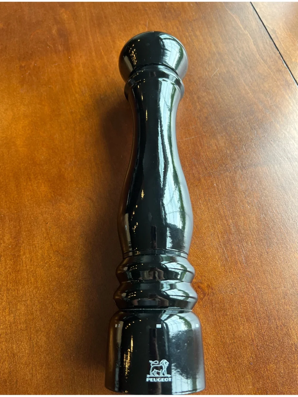 Peugeot Paris U'Select Pepper Mill, 13.35 total Inches tall, Black Lacquer